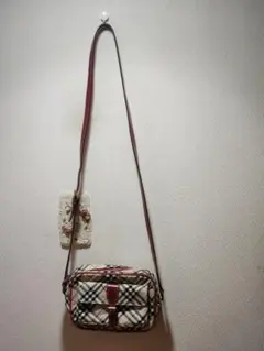 美品　バーバリーショルダーバッグ