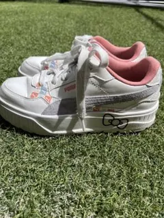 PUMA Hello Kitty スニーカー　21cmのサムネイル