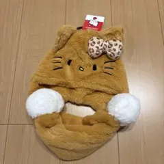 サンリオ　ハローキティ 耳が動く　ピョンピョン　フード　帽子　被り物