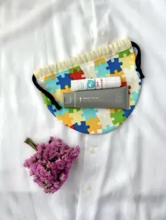 ジグソーパズル柄　まんまる巾着（紐短め）