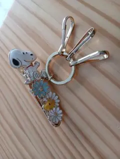 スヌーピー 花デザイン キーホルダー