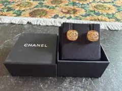 希少品シャネル アンバーカラー クッションカット クリスタル CCロゴ ピアス