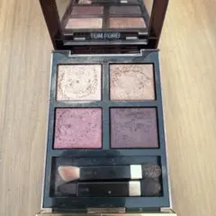 TOM FORD アイシャドウパレット 04 HONEYMOON ハネムーン