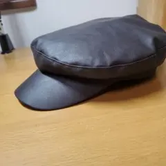 レザー風ハンチング帽子　キャスケット