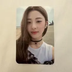 ルセラフィム ユンジン トレカ ANTIFRAGILE