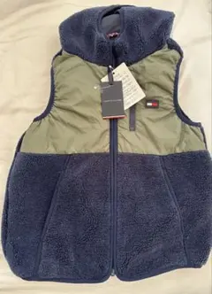 Tommy Hilfiger キッズ　フード付き　ベスト　128
