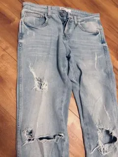ダメージ加工ライトブルーデニム 38/30 スキニーデニム　メンズ　ZARA