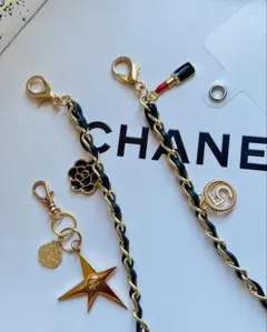 CHANEL _2025 ホリデー限定　彗星チャーム_＆ ショルダーストラップ
