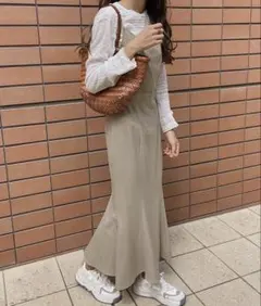 バックリボンマーメイドキャミソールワンピース