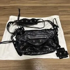 BALENCIAGA Le Cagole Flapbagブラックのサムネイル