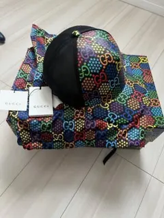 ［新品］GUCCI カラフル GGロゴ ベースボールキャップのサムネイル