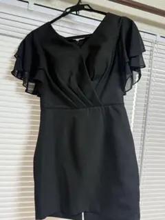 フリル袖 ブラック ボディコンドレス