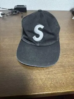 Supreme pigment s logo 6 panel
