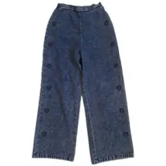 キッズ　ケミカルウォッシュブルーデニム　ハート　刺繍　150