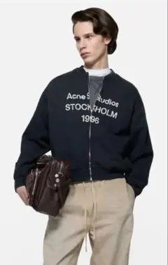 ジップロゴスウェット アクネ ストックホルムのサムネイル