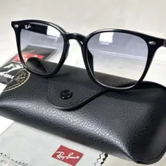 人気モデル RayBan レイバン RB4258F 601/19 有名人着用のサムネイル