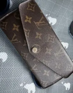 ルイ・ヴィトン 長財布 ブラウン
