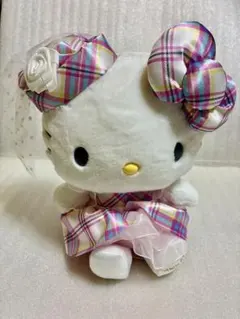 ハローキティ　ドレスタータンぬいぐるみ　50周年限定グッズ