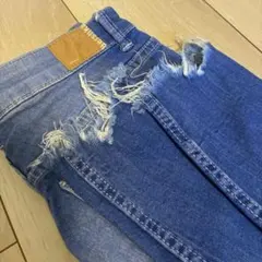 Bershka ベルシュカ SKINNY LOW RISE ダメージスキニーのサムネイル