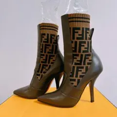 Item thumbnail for item 5130d647-2fe2-460a-b236-a819958f497d