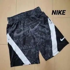 ナイキ NIKE ハーフパンツ 黒 S DRI-FIT STANDARD-FIT