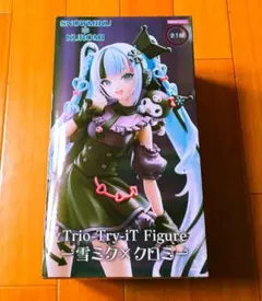 初音ミク　雪ミク×クルミ　フィギュア