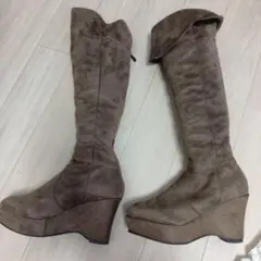 Item thumbnail for item b1672762-1fd4-4c5e-a56b-59dc6b9aa13c