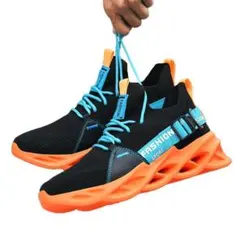 スニーカー　オレンジ　ブラック　ランニングシューズ　靴