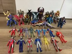 ウルトラマン フィギュア 大量セット27体 - メルカリ
