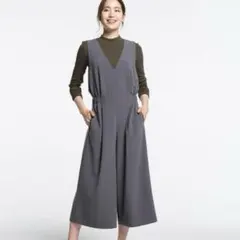 ユニクロUNIQLOVネックワイドサロペットオールインワンジャンプスーツS
