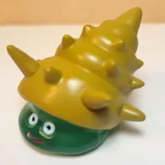ドラゴンクエスト　スライムつむり　フィギュア