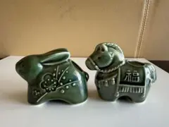 ウサギと馬の陶器置物セット