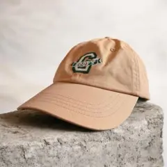 ベージュ 刺繍ロゴ ベースボールキャップ