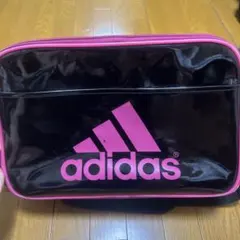adidas ブラック ピンク バッグ 中型