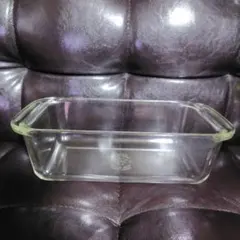ＰＹＲＥＸ　耐熱ガラス容器　長方形　ビンテージ　A-2
