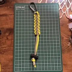 ハンドメイド　パラコード　キーホルダー　ストラップ　個性派