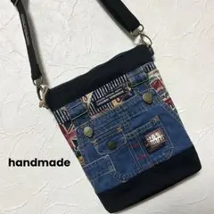 000.ショルダーバッグ　デニムリメイク　スマホポーチ