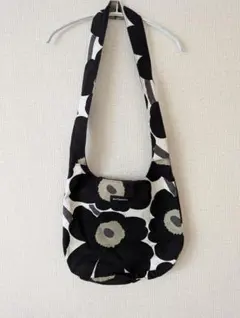 marimekko ウニッコ ショルダーバッグ ブラック