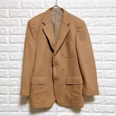 金ボタン テーラードジャケット