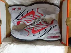 NIKE　AIR MAX TORCH 4　シルバー　27ｃｍCI2202-001