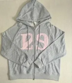 韓国 ILLIGO グレー フード付きパーカー ピンク数字29.