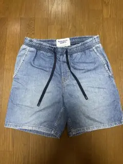 H&M デニムショートパンツのサムネイル