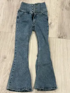 Item thumbnail for item 71962437-7ed4-4c80-a111-520e7dcb0bde