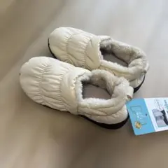 新品未使用子供用モコモコブーツショートブーツ18cmのサムネイル