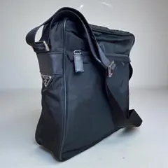 PRADA プラダ ナイロン スクエアショルダーバッグ ロゴプレート ブラック