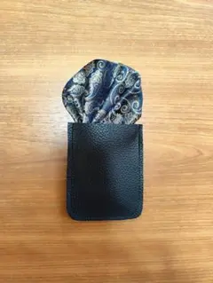 、