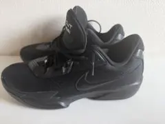 Nike G.T. Cut アカデミー　BY YOUのサムネイル