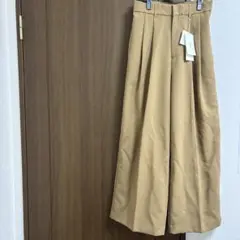 ミラオーウェン　タックワイドパンツ　1