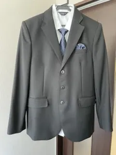 ブラック 160㎝ 2種類のネクタイスーツセット