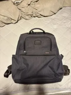 TUMI トゥミ　ビジネスバック　ダークグレーのサムネイル